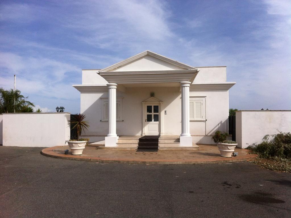 White House Motel Cerveteri Luaran gambar